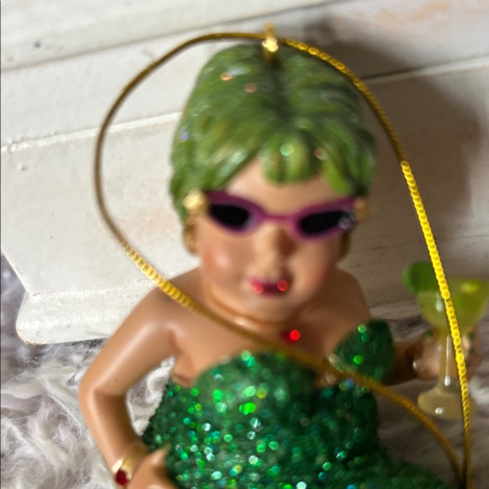 Margarita III Figurine - Green Mermaid - Picture 6 of 8